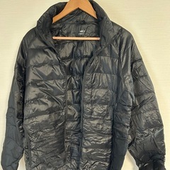 美品　持ち運び便利　家族旅行にも使える　IGNIO ライトダウンジャケット4着セット の画像