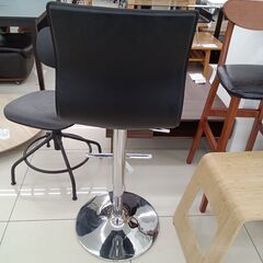 ★リユースのサカイ日立店★HJ8853  カウンターチェア ブラック H106～115×D46×W40 クリーニング済み の画像
