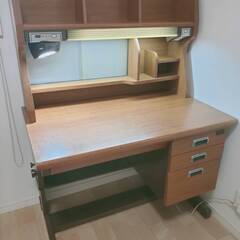学習机（40年ほど前のUCHIDA製）まだきれいですの画像