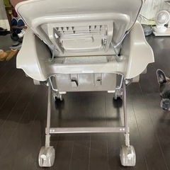 電動ハイローチェアの画像