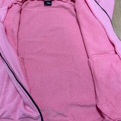 umbro 150サイズ ピンク フルジップ パーカーの画像