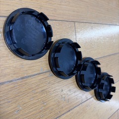 ホイールハブキャップ　4個セットの画像