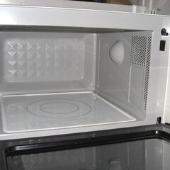 ★0419★（1台限り★ジモティー特典あり★フラットタイプの）ヤマダ電機　電子レンジ　２０２０年製　YMW-S17G1　ヘルツフリー　白　高く買取るゾウ八幡東店の画像