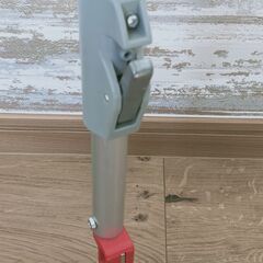 美品 超軽量 付属 ノコ付き ナフコ 高枝切りばさみ 剪定　庭掃除　ガーデニングの画像