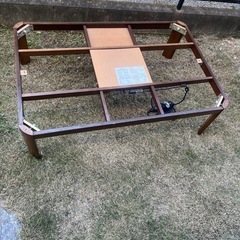 コタツテーブルの画像
