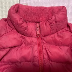 UNIQLOのフード付きダウン90センチの画像