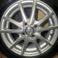 軽自動車　スタッドレスタイヤの画像