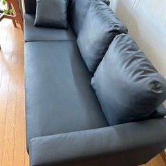 ３人がけソファーの画像