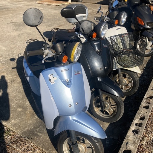 ホンダトゥデイ　A F 67　1台　AF 61２台　セルでエンジンかかります