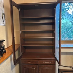 食器棚の画像