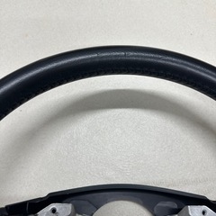 クラウン200系　純正本革ステアリングホイールの画像