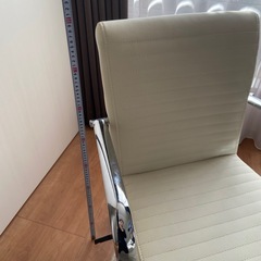 無料　椅子　ホワイト　白の画像