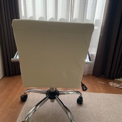 無料　椅子　ホワイト　白の画像