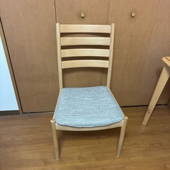 ダイニングセット　食卓テーブル、イス(2脚)の画像