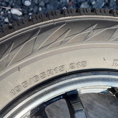 バリ溝　スタッドレスタイヤ　ブリヂストン　プリウス純正ホイール　の画像