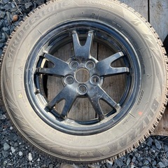 バリ溝　スタッドレスタイヤ　ブリヂストン　プリウス純正ホイール　の画像
