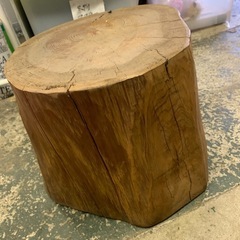 材木椅子の画像