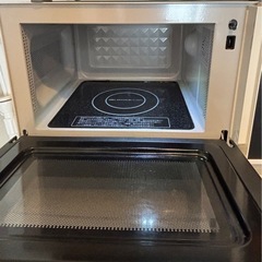 電子レンジ　COMFEE　の画像