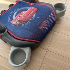 ★Carsジュニアシート★の画像