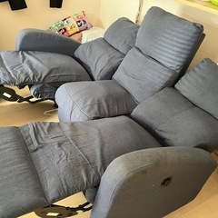 電動リクライニング3人掛けソファの画像