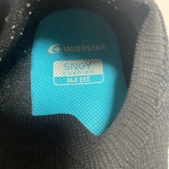 スニーカー　屋内で使用の画像