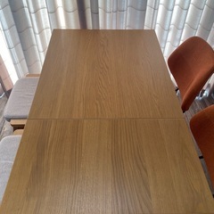 【美品★サイズ調整可能】ダイニングテーブル
 IKEA 2〜4人掛け の画像