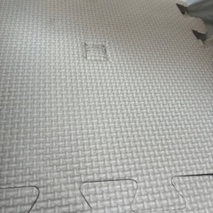 50枚くらい。
貼り合わせるくっしクッション　の画像