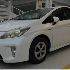 TOYOTA プリウスの画像