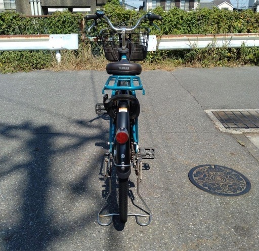 電動アシスト自転車　ヤマハ　PAS with ヘルメット付き