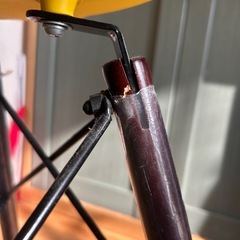 イス　2脚　（内1脚は破損あり）の画像