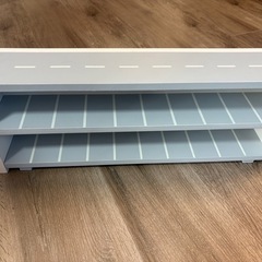 3coins ミニカー収納棚の画像