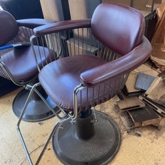 美容室の椅子の画像