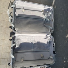 スーツケースの画像