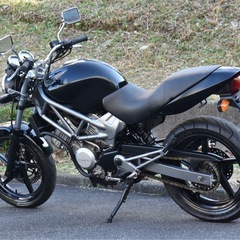 神奈川県内無料配送‼️その地格安配送‼️2003年式 ホンダ VTR250の画像