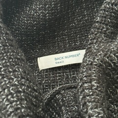 Back Number ロングニットの画像