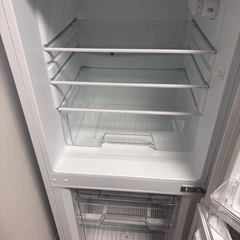 アイリスオーヤマ　冷凍冷蔵庫　142リットル　2023年製の画像