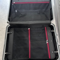 スーツケースの画像