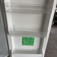 冷蔵庫2021年製の画像