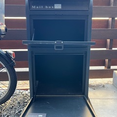 宅配ボックス　郵便ポストの画像