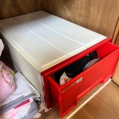 収納ボックスの画像