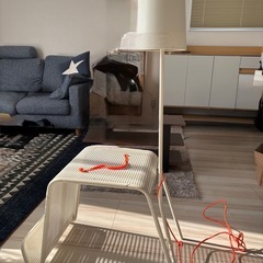 IKEA 照明付きサイドテーブルの画像