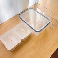 タッパーの画像