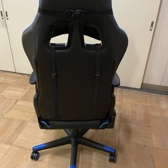 パソコン用椅子の画像