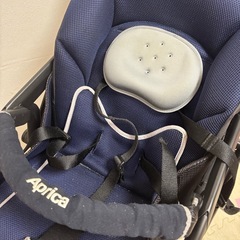 Aprica ベビーカー の画像