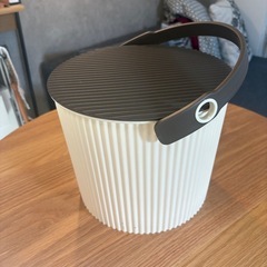 バケツ（8L）　セルテヴィエ(Sceltevie)　の画像