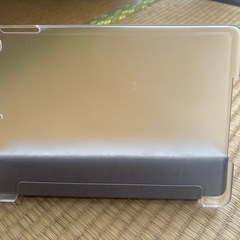 iPadケース　スタンドにもなります✨の画像