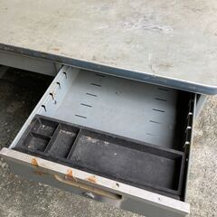 昭和の事務机　鍵なし2の画像