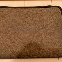 リヒトラブ ALTNA キャリングスリーブ ポーチ Lサイズ グレー A7748-27の画像