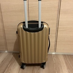 小型スーツケース　キャリーバッグの画像