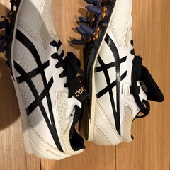 アシックス　陸上スパイクの画像